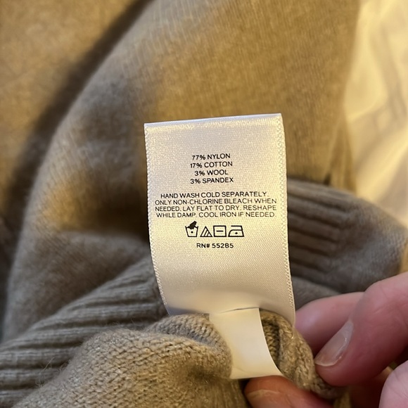 Sweater this is a tan color. It’s very soft size generous size medium - Picture 7 of 7